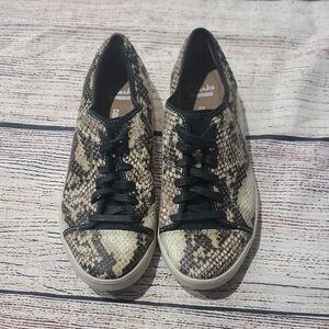Clarks Women's Black and Tan Snake Print Sneakers